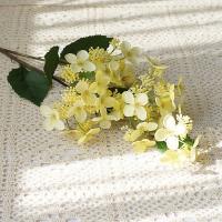 Flores de hortensia artificiales grandes, ramas de hortensia de seda coloridas de plástico, flores falsas realistas hechas a mano para sala de estar - details 8