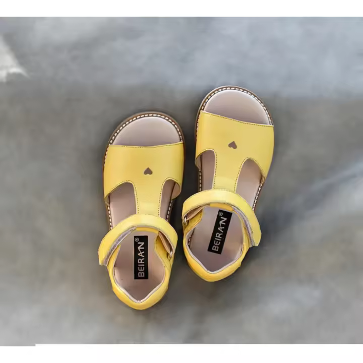 Nuevas Sandalias de Cuero para Niñas 2025 Zapatos de Escuela Bonitos para Primavera/Verano - 1