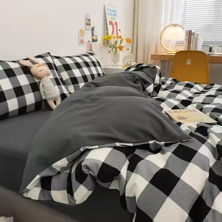 Juego de Ropa de Cama de Estilo Japonés con Cubierta de Edredón de Tamaño Queen y Sábanas de Alta Calidad Amigable con la Piel para Hombres y Mujeres Individual y Doble - 1