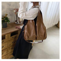 Bolso de gran capacidad de las mujeres de la primavera nueva moda simple retro bolso de mano nicho bolso de hombro - details 30