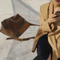 Bolso Vintage para Mujer de Cuero PU Diseño de Cojín Boston Bolso de Hombro Casual de Gran Capacidad Moda Bolsa de Compras - details 28