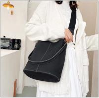 Bolso de Cubo de Cuero Temporado Bolso de Hombro de Moda de Ante Gran Capacidad Bolso Casual Retro - details 14