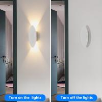 Goeco Luz de Pared Nórdica Blanca, Aluminio, 6W, 3000K Ahorro de Energía, Iluminación Interior para Sala de Estar, Dormitorio, Espejo, Escalera, Pasillo, Entrada - details 1