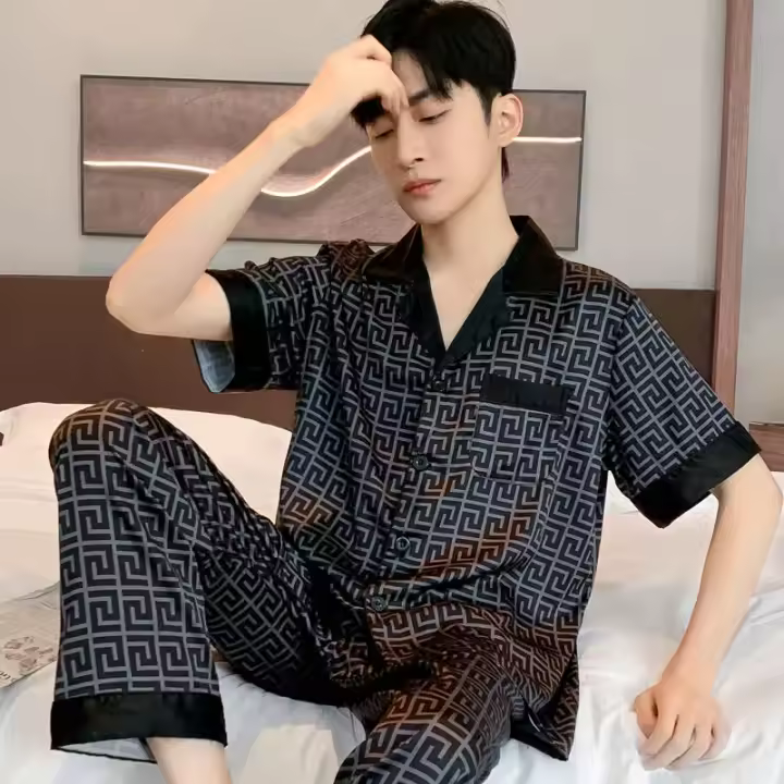 Pijamas de Seda de Hielo de Alta Gama para Hombres Ropa de Casa de Simulación de Seda de Manga Corta Traje de Camisón Extra Fino para Primavera y Otoño, Nuevo Verano - 1
