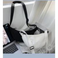 Bolso de pecho de Color sólido para mujer, bandolera de viaje de gran capacidad, cinturón de media luna, riñoneras de calle diarias, 2023 - details 29