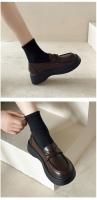 Nuevos zapatos individuales de un pedal, mocasines con suela de muffin, cabeza redonda - details 11