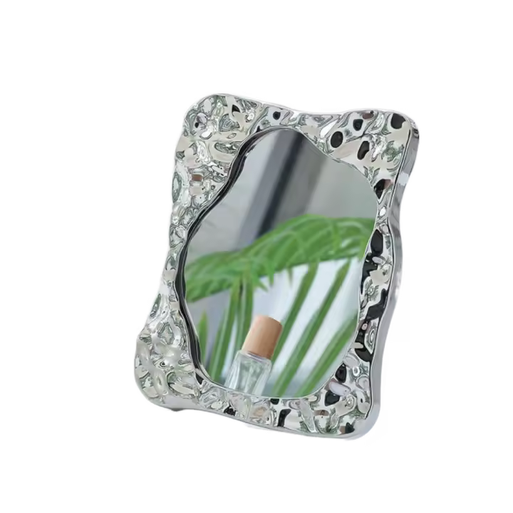 Espejo de maquillaje Princess Ins, espejo de tocador con patrón de onda Irregular con soporte, espejo cosmético, espejo ondulado de agua para escritorio - 1