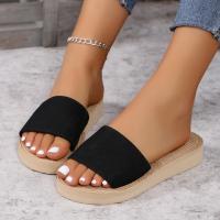 Zapatillas de tacón medio frescas y ligeras con suela suave y cómoda antideslizantes a la moda para mujer - details 0