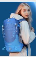 Mochila de senderismo para hombres y mujeres, bolsa de viaje ligera para acampar, con funda para la lluvia, 30 litros - details 6