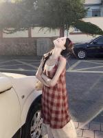 Dos vestidos camisola de encaje a cuadros falsos, estilo de vacaciones junto al mar de verano para mujer, sentido del diseño, falda larga de nicho - details 18