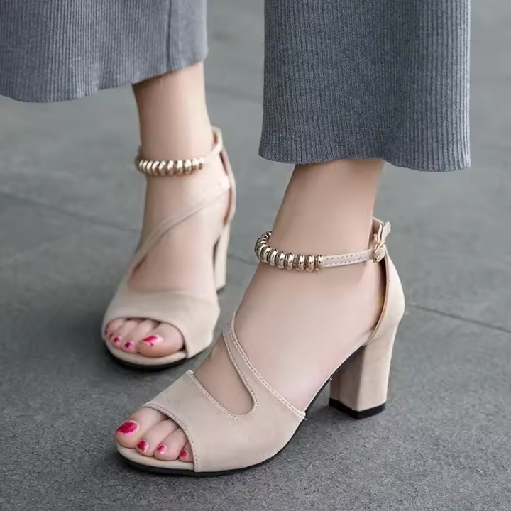 Sandalias Romanas Huecas de Verano Gruesas, Tacones Altos, Cuentas para Mujeres - 1