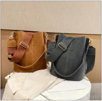 Bolso de Cubo de Cuero Temporado Bolso de Hombro de Moda de Ante Gran Capacidad Bolso Casual Retro - details 3