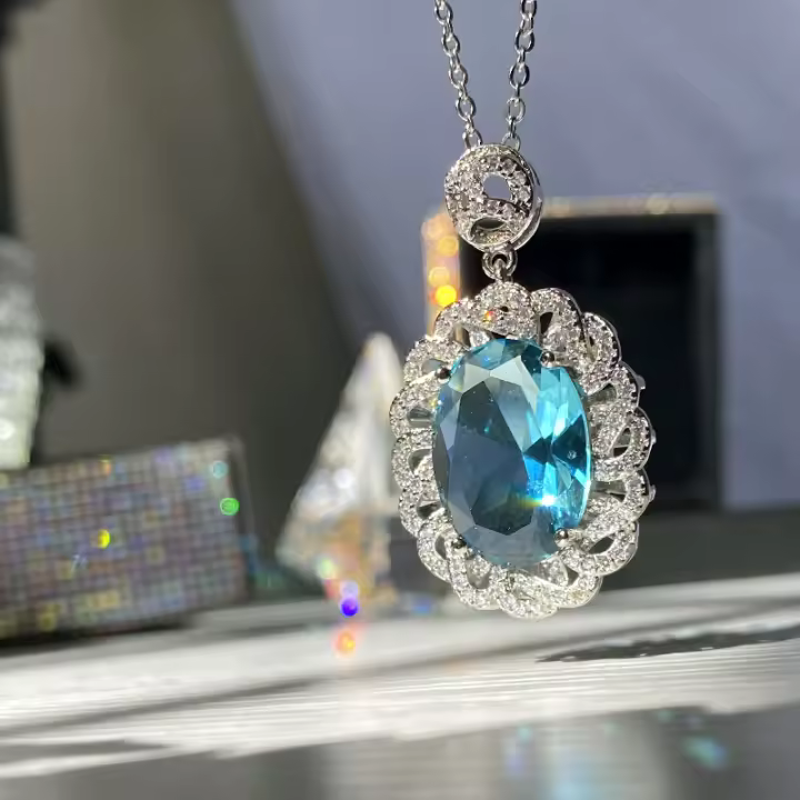 Colgante de Aquamarina Artificial Topacio Joyería de Oro de 18K Zirconio Multifacético - 1