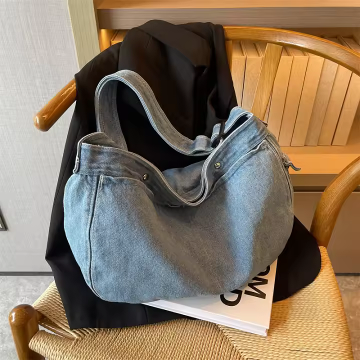 2025 Nueva Bolsa De Lona De Mezclilla Lavada Bolsa De Ocio Simple De Moda Estudiante Temperamento Hombro Bolsa De Mensajero - 1
