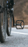 ROCKBROS-par de pedales reflectantes para bicicleta, accesorio de aleación de aluminio, antideslizantes, para montaña y carretera - details 0