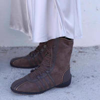Nuevas botas cortas retro de hombre de Corea del Sur, botas de otoño e invierno de 2025 para mujer, botas occidentales con cordones, botas cortas a juego de color de suela gruesa de nicho - details 7