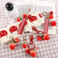 Joyería roja de fruta para mujer, dijes para llave de coche, regalo para amigo, llavero de corazón de fresa, colgante para mochila, Accesorios para llaveros - details 1