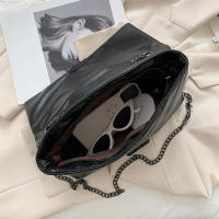 Bolso cruzado de cuero PU con hilo de bordado para mujer, bolso de cadena para hombro, bolso de mujer de marca de gran capacidad - details 30