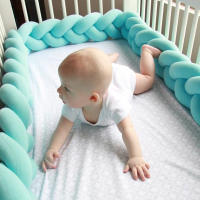 Almohada de bola anudada larga trenzada, Bola de nudo, trenza de tres hebras, decoración de habitación de niños, envolvente de cama - details 3