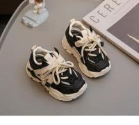Sandalias deportivas para niño y niña, zapatos de tenis transpirables de malla hueca, zapatillas para correr a la moda, resistentes al desgaste y a prueba de suciedad, novedad de verano 2024 - details 11