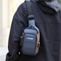 Bolso de pecho antirrobo para hombre, correa ajustable, puerto de carga USB, bolso bandolera con contraseña, impermeable, gran capacidad - details 2