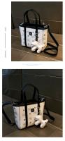 Bolso para mujer marca Hong Kong marca avanzada Qin2025Nueva bolsa de cubo portátil con contraste de un solo hombro para cesta de verduras - details 14