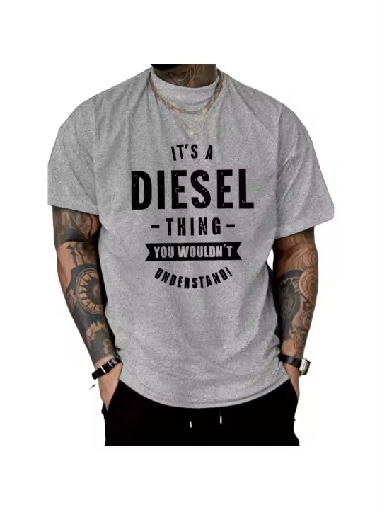 Camiseta Casual De Manga Corta Para Hombre Con Estampado llamativo «It's A Diesel Thing» - 100% Algodón, Ligero 180 G/m², Corte Regular, Cuello Redondo, Cómoda Camiseta De Verano Para Ropa Casual Y Regalos, Tejido De Textura Suave. - 1