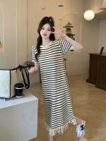 Vestido de punto a rayas de manga corta con borlas francesas para mujer en verano, falda larga fina, de alta gama, elegante y hermosa - details 12