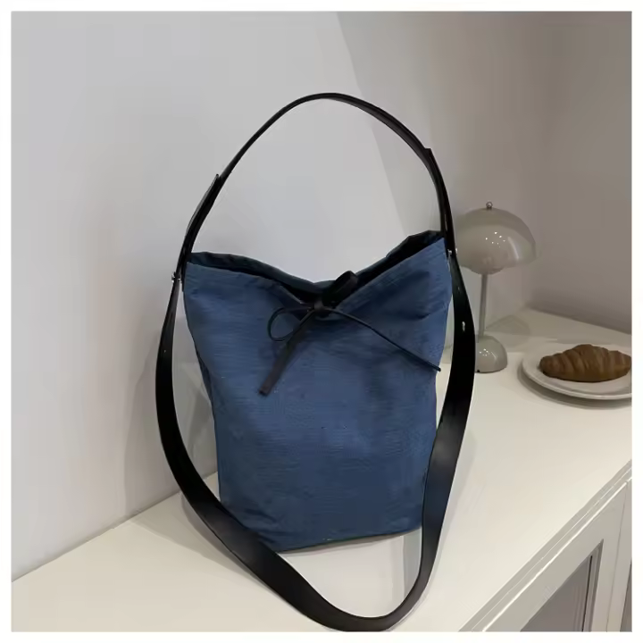 2025 otoño nuevo estilo de moda bolso de cubo de color sólido de gran capacidad para mujer bolso de hombro tipo bandolera bolso de viajero bolso de axila - 1