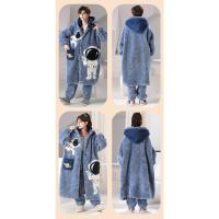 Camisón de felpa grueso y cálido para hombre y mujer, bata larga de vellón, ropa de dormir de gato Kawaii para parejas, Invierno - details 10