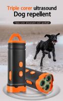 Limpiador ultrasónico para mascotas de tres puertos, repelente de ladridos con linterna, entrenador de perros y dispositivo antiperro - details 0
