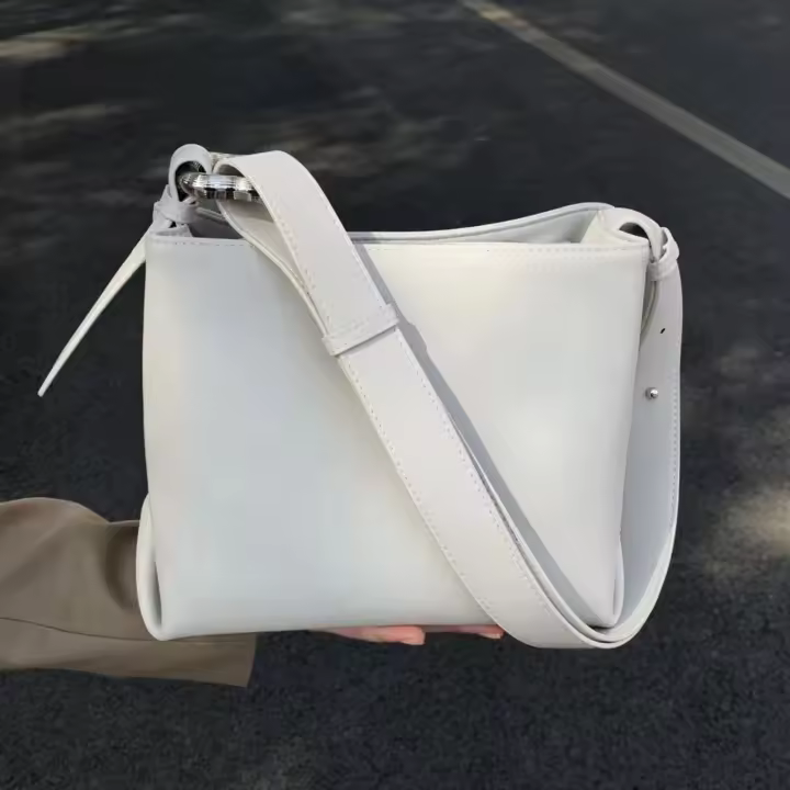 2025 nuevo nuevo bolso de mano de moda púrpura bandolera hombro Casual cubo asa superior tendencia de compras bolsos de viaje para mujeres - 1