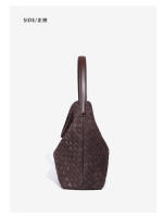 Bolso de mano tejido a mano de gran capacidad, mate, con textura moderna, versátil, para llevar al hombro, para ir al trabajo, tipo cubo, bandolera, para mujer - details 18