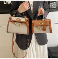 Bolso de mano de empalme de color en contraste de textura premium bolso de mensajero de hombro retro casual de nueva moda para mujer - details 20