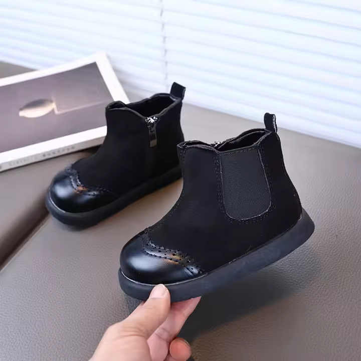 Botas de cuero con cremallera lateral y forro de terciopelo para niños, estilo retro británico. - 1