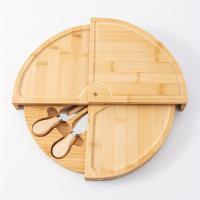 Juego de tabla y cuchillos para queso de bambú: ideal para entretenimiento, fiestas y regalos |   Incluye tabla de cortar redonda de madera con queso variado, frutas y snacks. |   Ideal para bodas, despedidas de soltera y regalos de inauguración de la cas - details 2