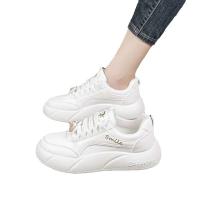 Zapatos deportivos de suela blanda de otoño para mujer, color blanco, con sensación de caca, estilo occidental, talla grande - details 4