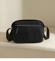 Bolso cruzado para mujeres, bolso de hombro versátil y personalizado, bolso de viaje de color sólido, bolso de almohada simple - details 10
