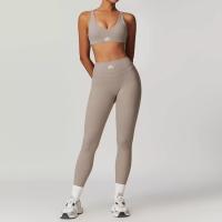 ALO yoga set con cojín sujetador chaleco ajuste desnudo sensación de elevación de cadera media running pantalones de fitness - details 4