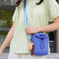 Bolsa cruzada para botella de agua de estilo coreano, bolsa portátil impermeable para botella de agua, bolsa para teléfono móvil con cordón de nailon y parte superior abierta - details 13