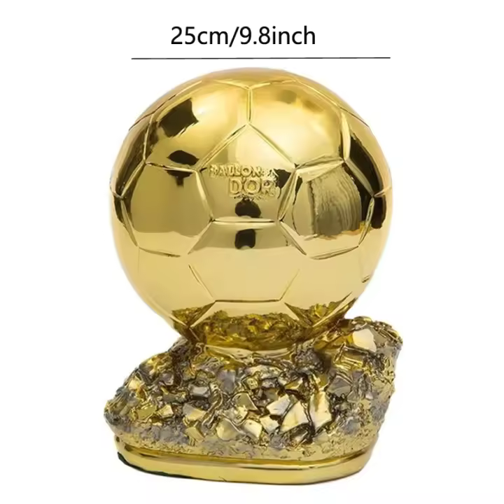 Trofeo de Bola Dorada Modelo de Atleta de Fútbol Electroplateado Copa de Fútbol de Resina para Coleccionistas Regalo de Recuerdo Único - 1