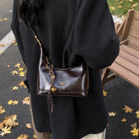 Bolso 2025 nuevo bolso de mensajero de hombro con textura de nicho de gama alta bolso de bola de masa portátil popular para mujer - details 4