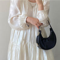 Nicho axilas bolsa de las mujeres nueva media luna bolso de color sólido textura versátil bolso de hombro de moda - details 6
