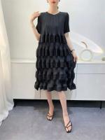 Miyake-vestido plisado para mujer, nuevo diseño de moda, Color sólido, holgado, talla grande, cintura alta, falda empalmada con pastel, primavera 2024 - details 13