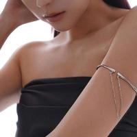 Brazalete con banda para la parte superior del brazo, cadena de metal con perlas, brazo con borla para mujer, pulsera ajustable con joyería - details 1