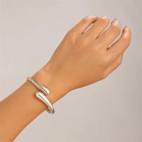 Brazalete de Metal Ancho Diseño de Gota de Agua Gruesa Pulsera Trenzada Irregular Gruesa - details 1
