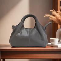 Bolso de mano elegante para mujer, bolso informal de gran capacidad con correa ajustable, color sólido, cierre de cremallera, forro de poliéster, borde pintado, versátil para los desplazamientos diarios, negro/marrón - details 0