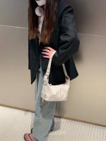Bolso bandolera de cuero con cremallera, estilo retro europeo y americano, nuevo. - details 8
