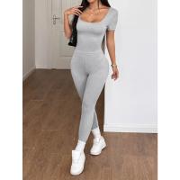 Yoga deportivo europeo y americano traje de dos piezas de color sólido ropa de mujer 2025 primavera y verano correr fitness ropa deportiva - details 4