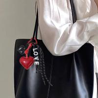 LLavero de cuerda de cuero con forma de corazón de PU, cuerda tejida con letras inglesas, cuerda trenzada, llaveros de coche Ins, colgante de bolsa de cuerda de amor antipérdida - details 8